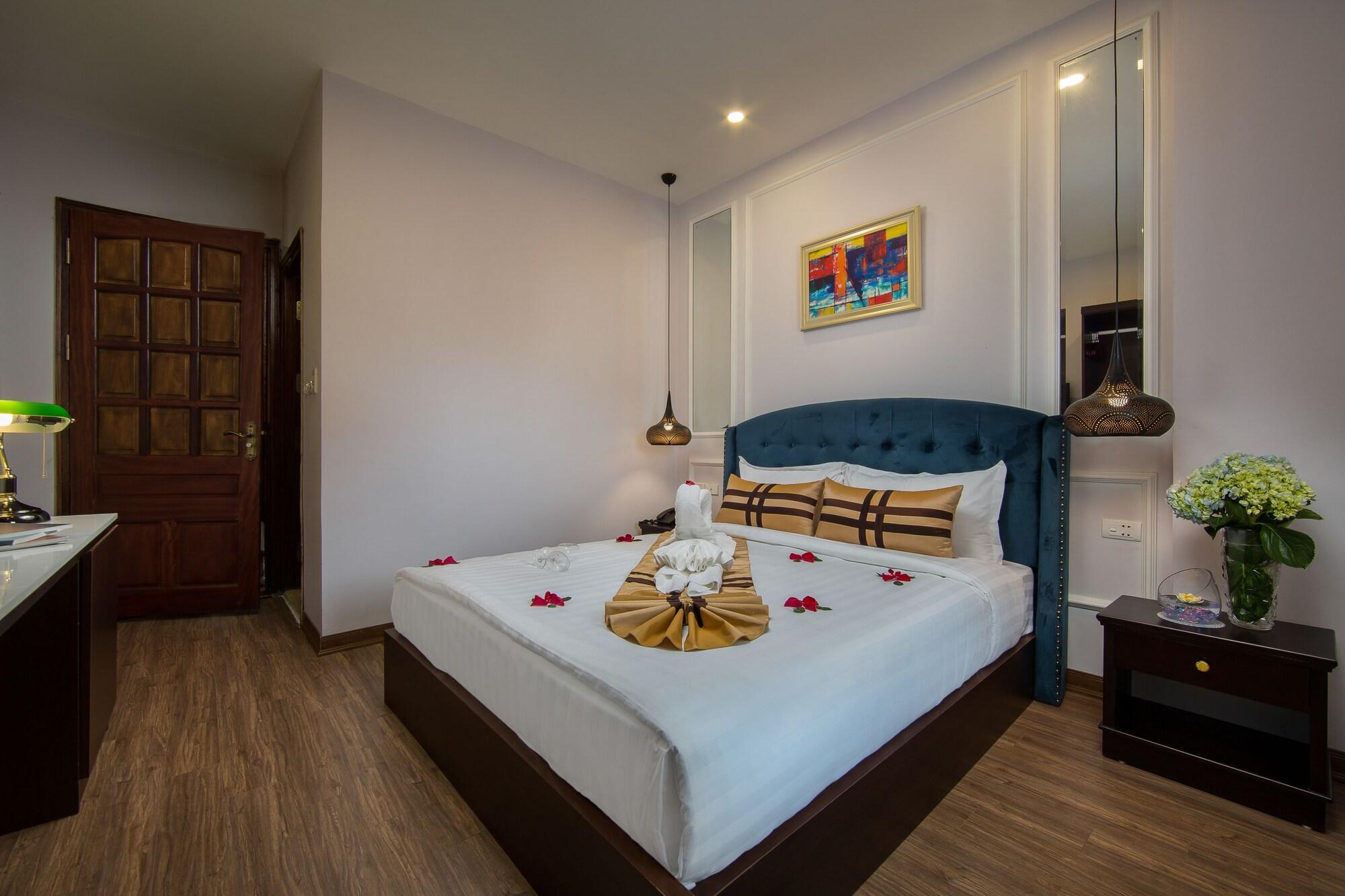 S Central Hotel And Spa Hanoi Exteriör bild